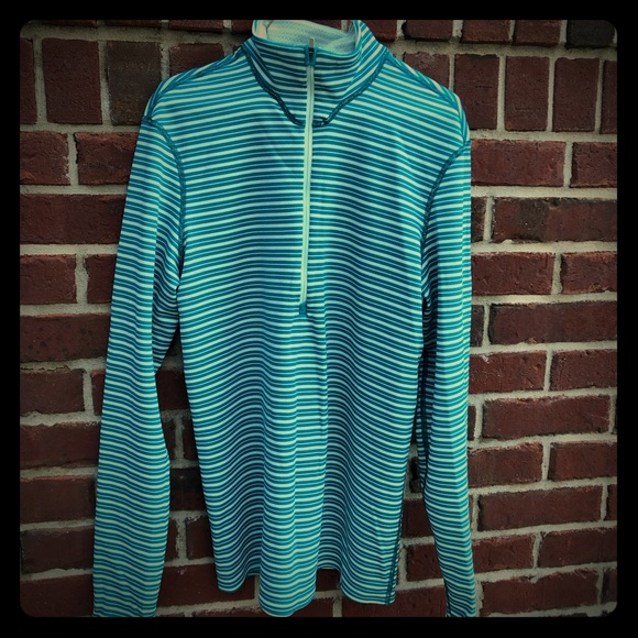 Patagonia Tops - Women Patagonia Capilene 3 quater zip